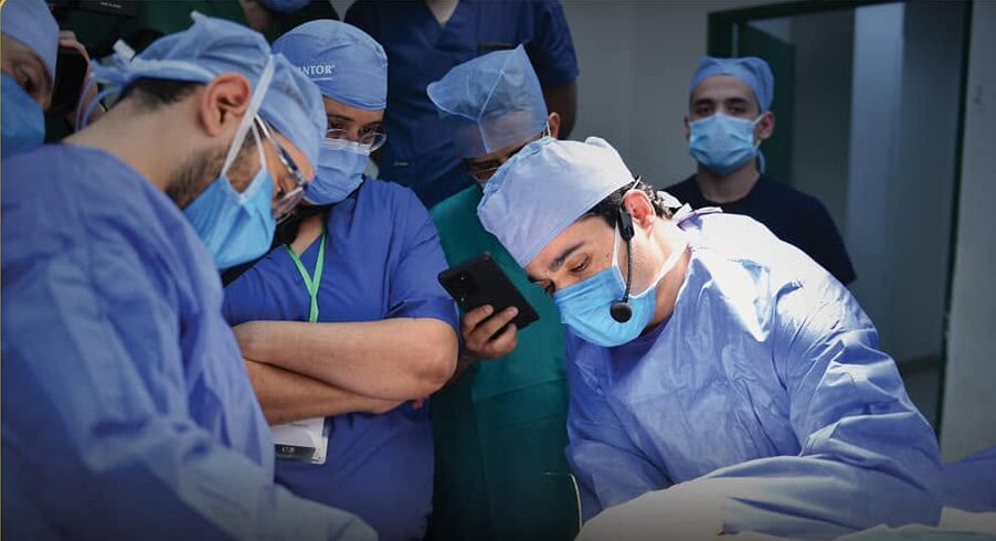 Supervised operative breast surgery education